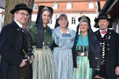12-DG-Trachten1-Copy