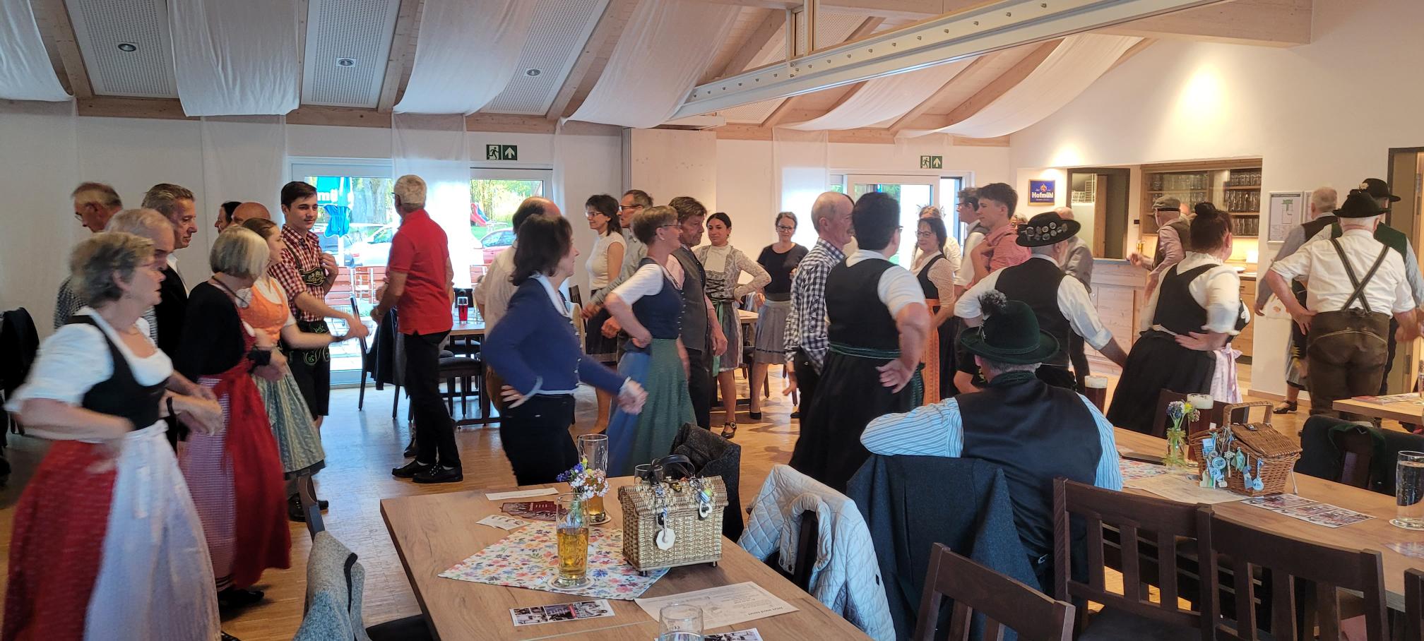 Großes Interesse am „Landlerisch tanzen“ Volkstänze im ¾ Takt