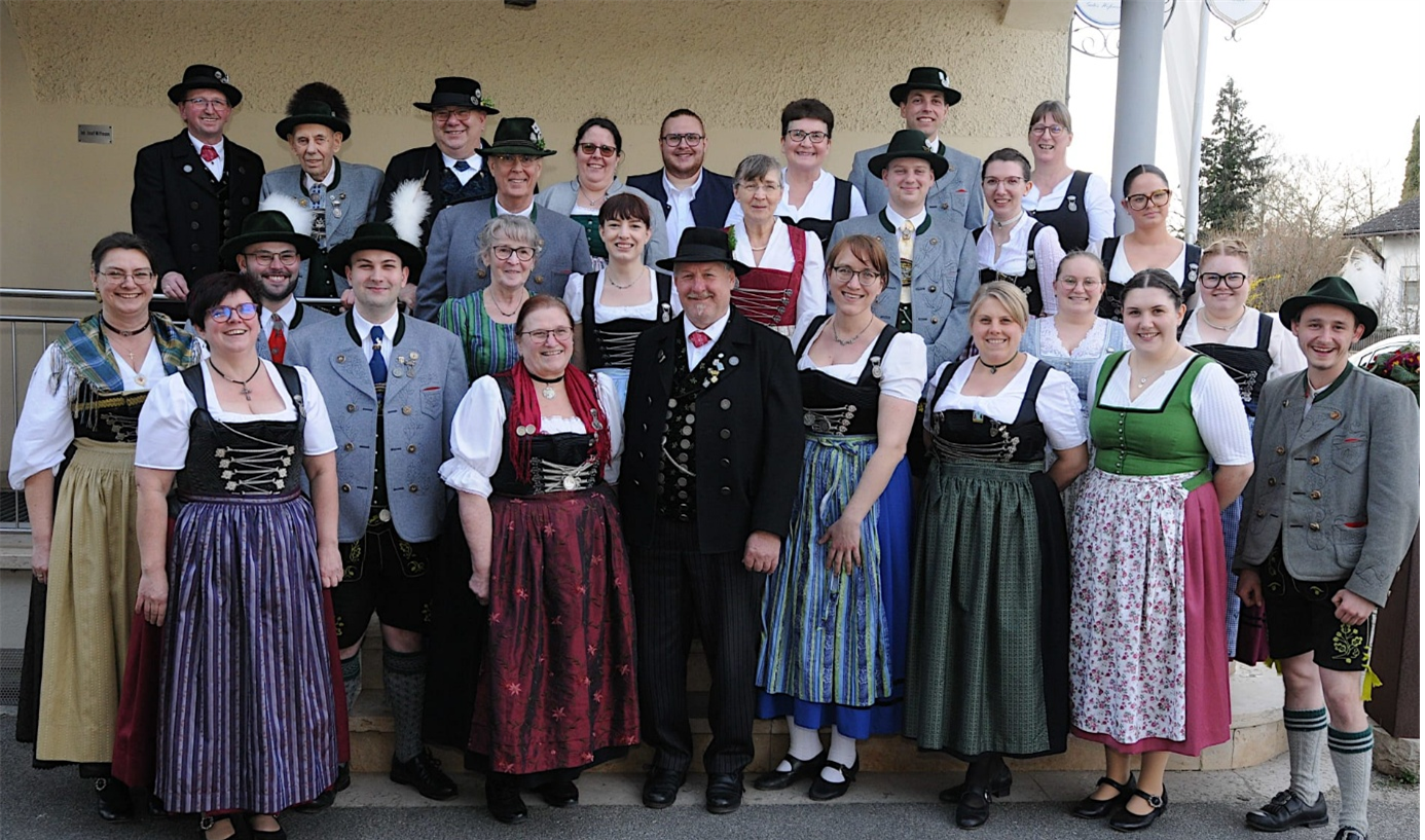 Jahresversammlung des Donaugau-Trachtenverbandes mit Neuwahlen in Gungolding