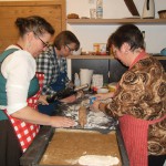 Brauchtumsbäckerei im Bildungshaus der Bayerischen Trachtenjugend